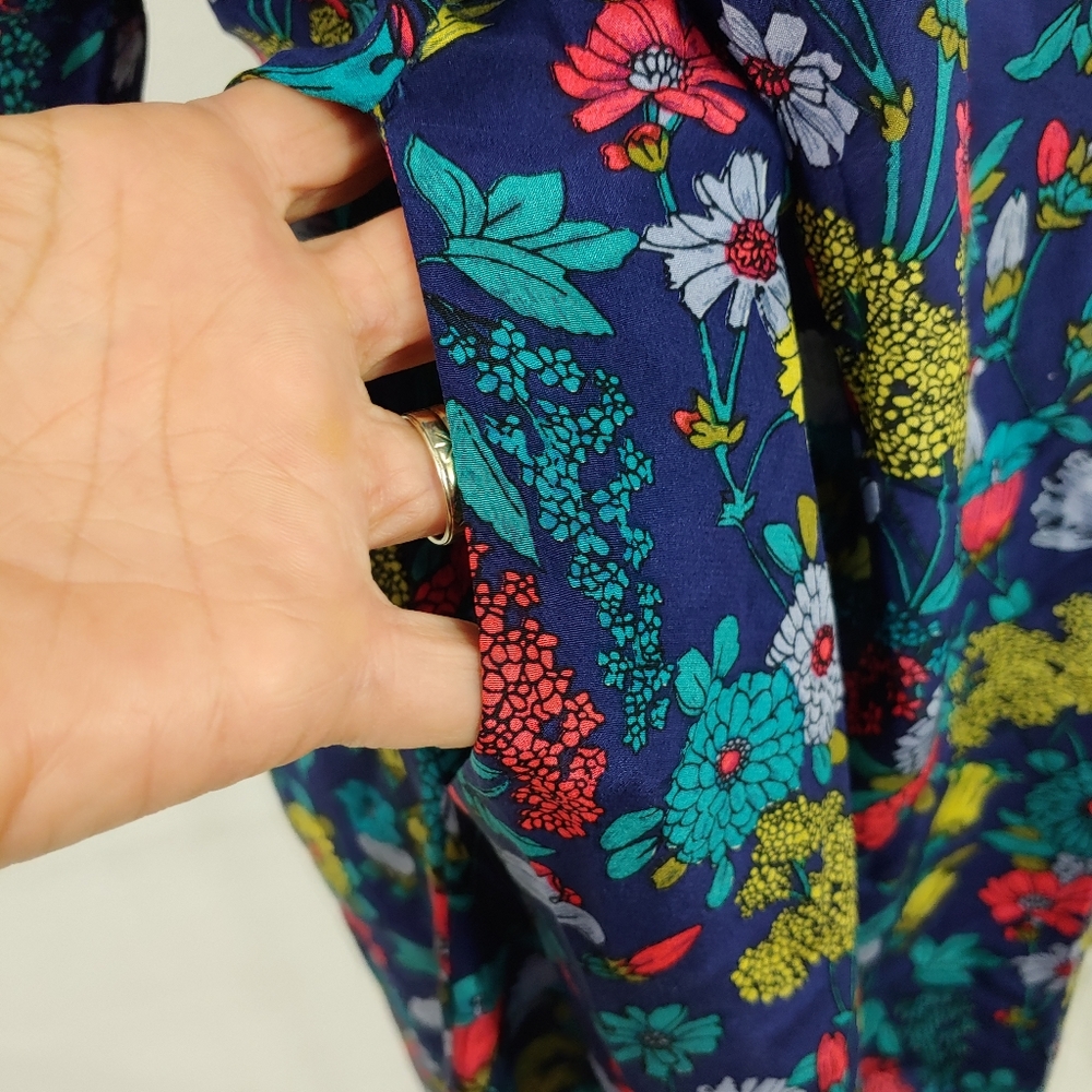 FRENCH CONNECTION FLORAL SILK PULLOVER DRESS (655) - Picture 5 of 15